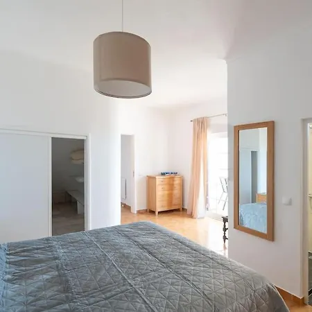 Entire In Da Luz Villa